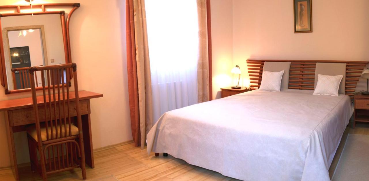 Vila Albatros Bed & Breakfast Rovinj Dış mekan fotoğraf